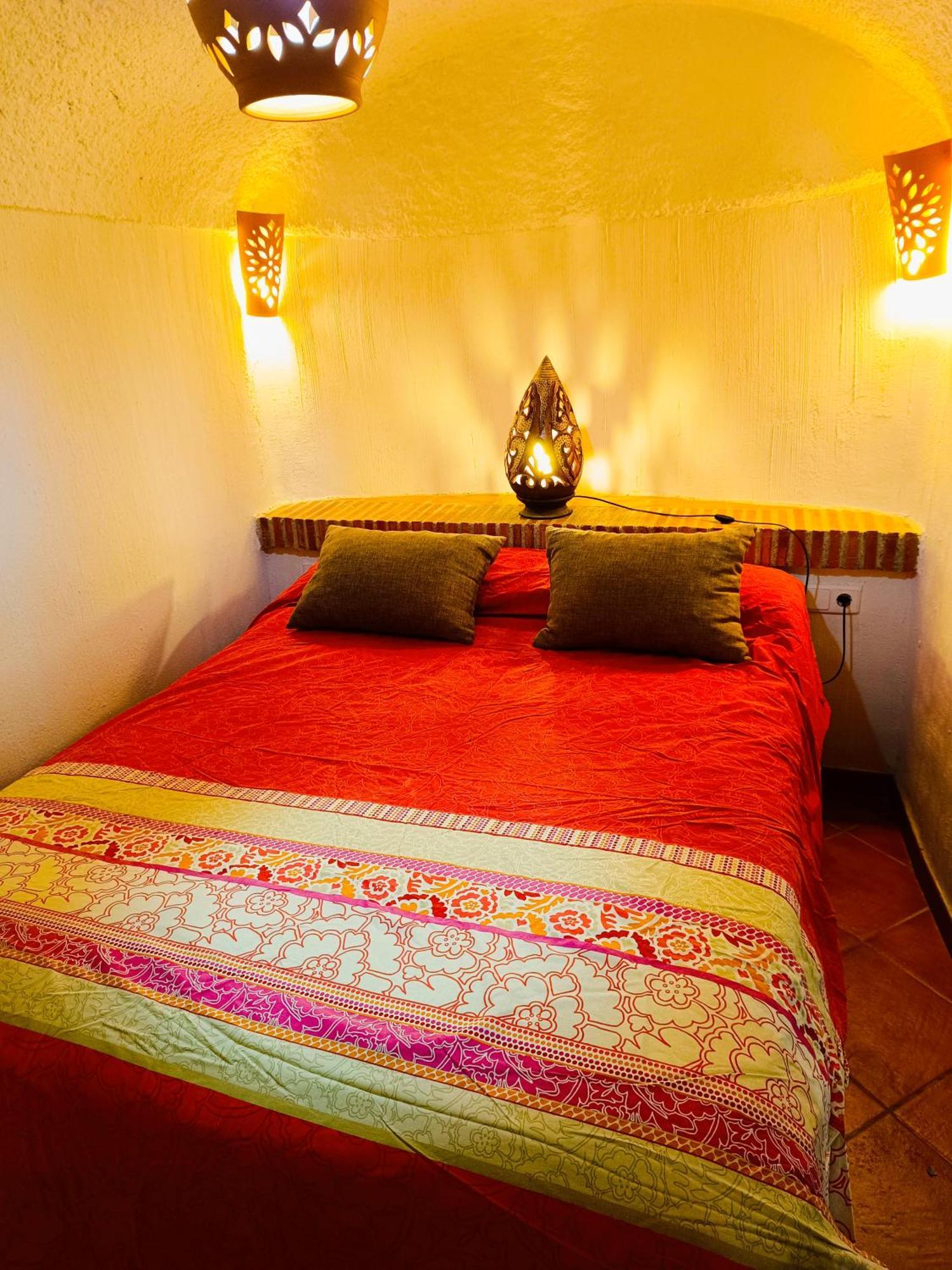 Casa Cueva The Exclusive Royal Andalusian Cave Alcudia de Guadix